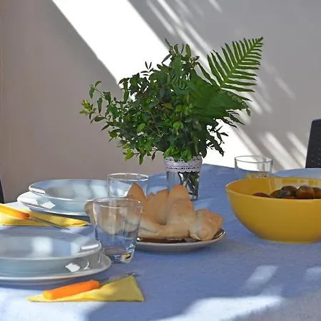 Con Cortile Santa Maria Navarrese